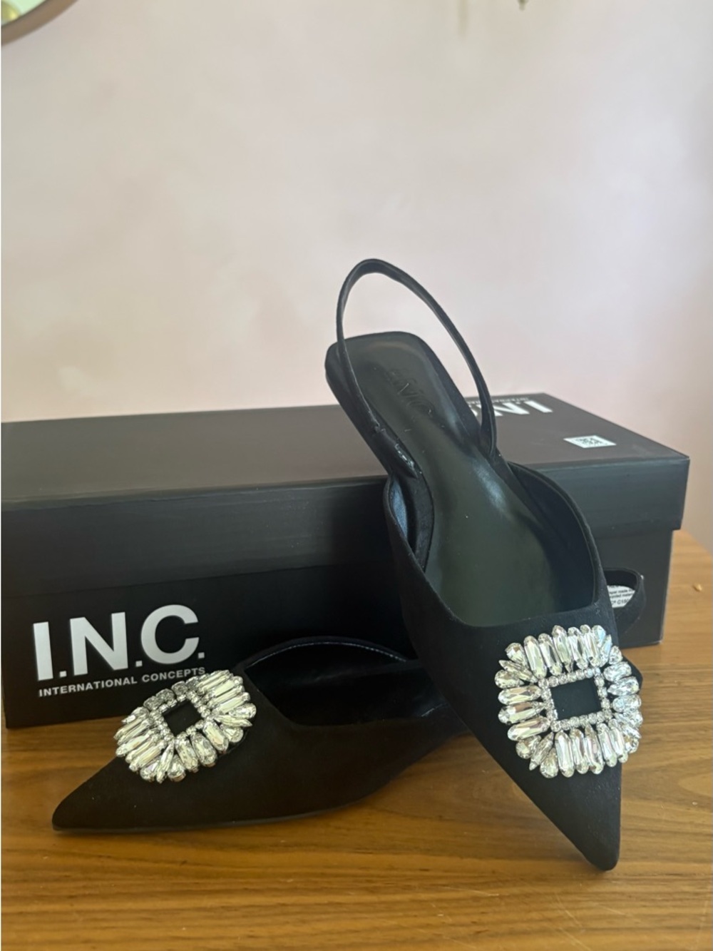 Inc Melicity flats